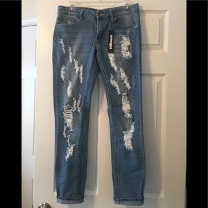 NWT Gorgeous distressed jeans!